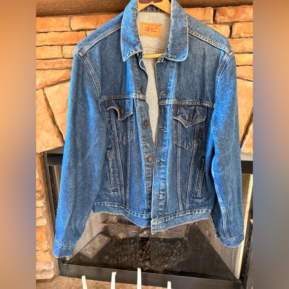 Vintage Levi’s Trucker Jacket Lot 70506-0216 Size 44R